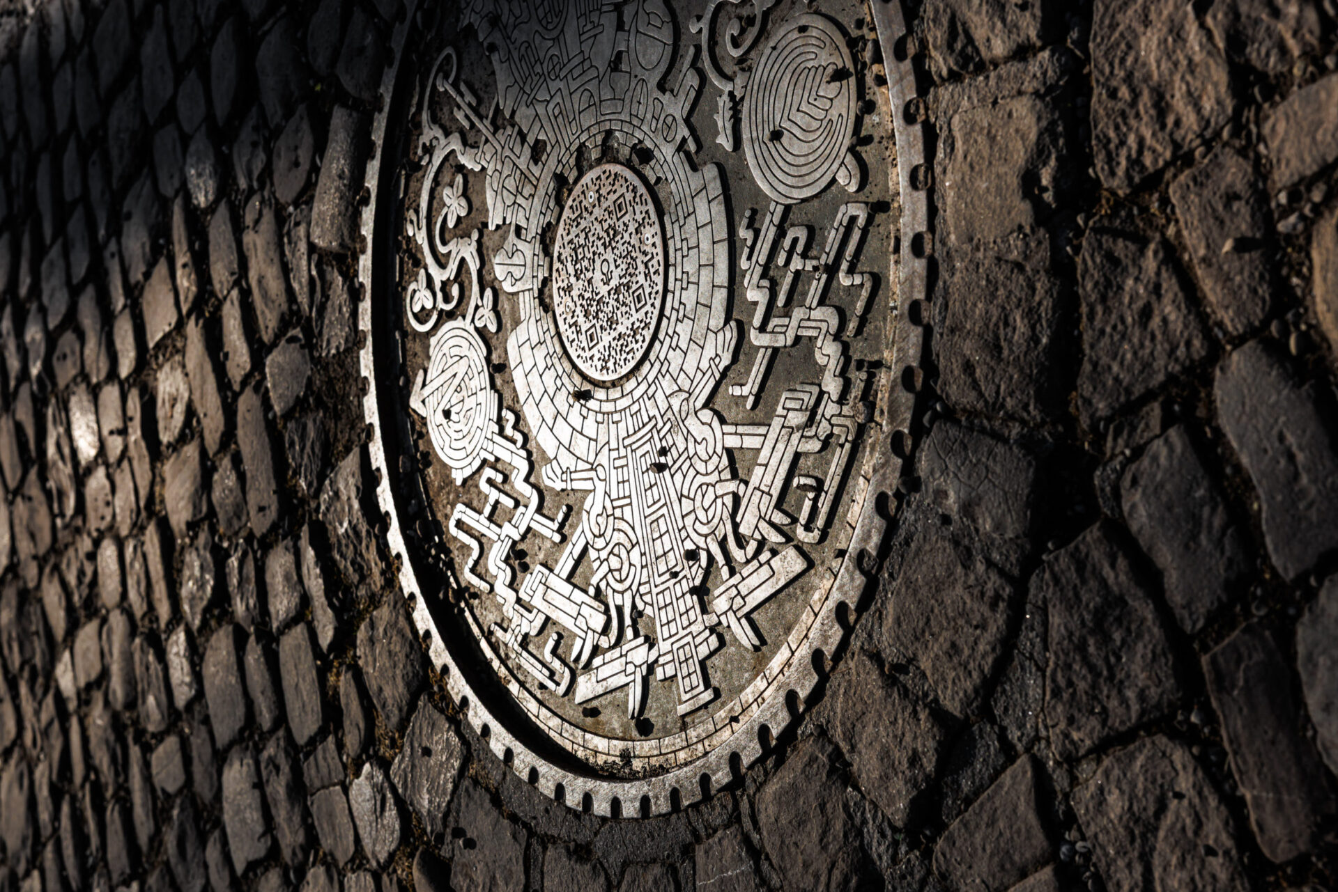 Clusterduck-WHOLE_City_Lindenhof2-scaled-e1783590997144-1920×1281